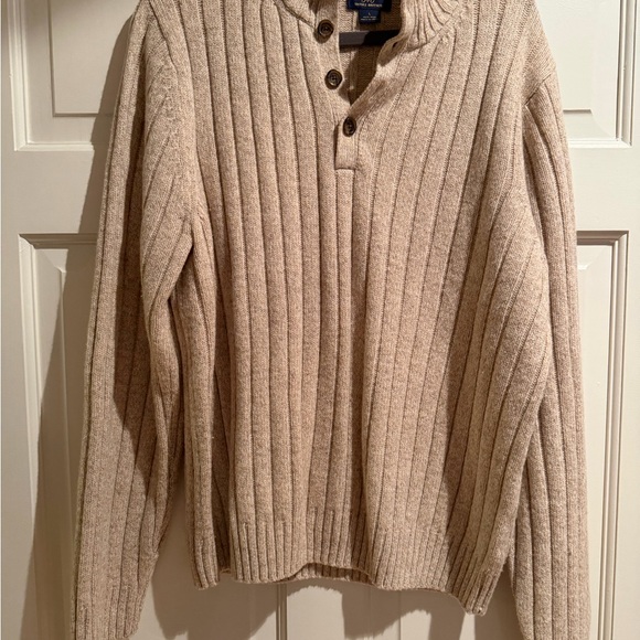 Brooks Brothers Tan Crewneck Sweater - Picture 1 of 3
